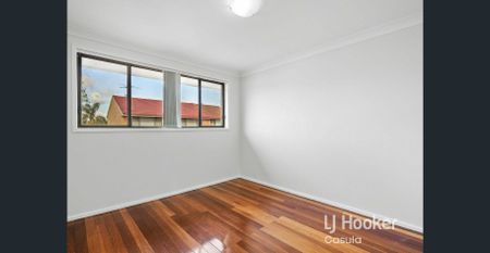 Ideal Family Home - Photo 4