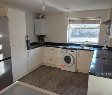 2 bedroom flat to rent - Photo 6