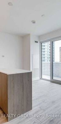 Yonge & Finch Bright +Spacious 2Bdrm Corner Open Concept Kitchen - Photo 1