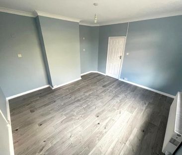 3 bedroom detached bungalow to rent - Photo 1