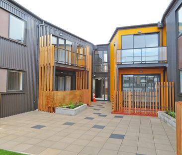 THE FIREMAN'S APARTMENTS - PETONE - Photo 5