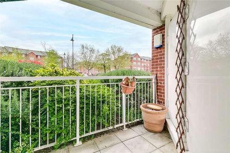 Macmillan Way, London, SW17 - Photo 3