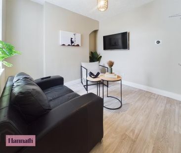 Room 5, 46 Portmore Street, Portadown, Craigavon, BT62 3NF - Photo 1