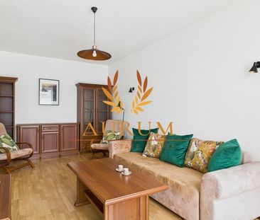 Warszawa, Wilanów, Miasteczko Wilanów, św. Urszuli Ledóchowskiej - Photo 1