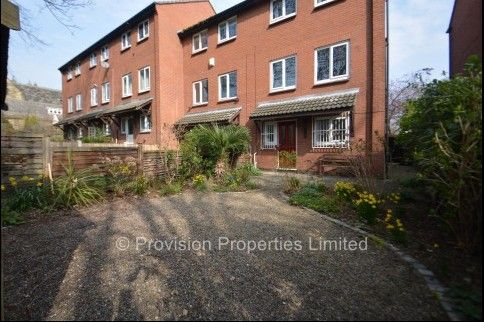 2 Bedroom House Rent City Centre Leeds - Photo 1