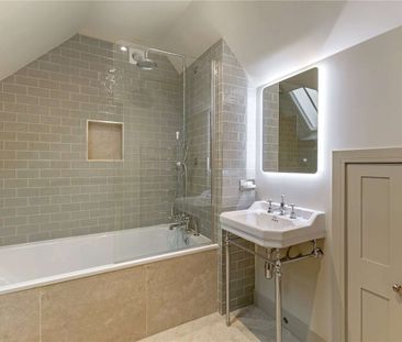 Newly renovated cottage in the heart of Oddington. - Photo 4
