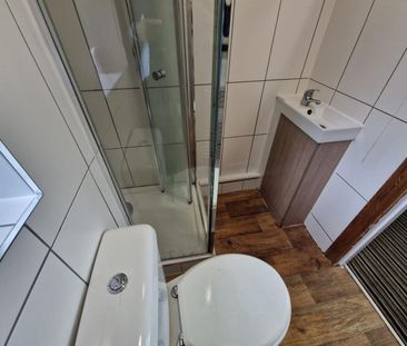 Gower Road, SA2 9BY, Sketty - Photo 1