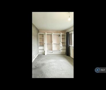 2 bedroom semi-detached house to rent - Photo 3