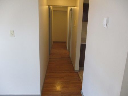 2 Bedroom Unit Across from Hospital!! - Photo 4