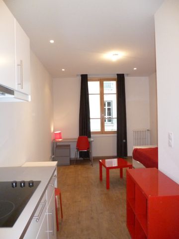 Furnished studio / Studio Meublé - Photo 3