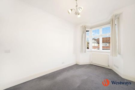 5 bedroom detached house to rent - Photo 3