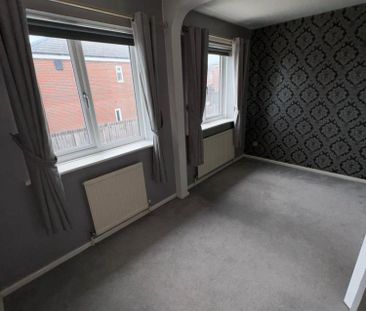 2 bedroom House To Let Total Size: 743 SQ FT - Photo 4