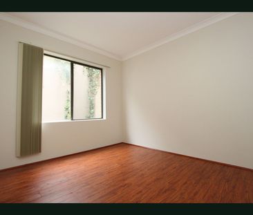 Renovated First-Floor Unit - Steps to Brighton Le Sands Beach - Photo 2