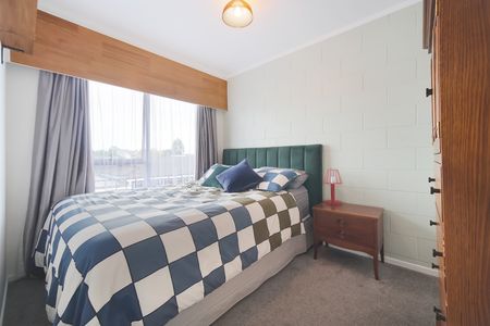 Prime Location Living - Photo 4