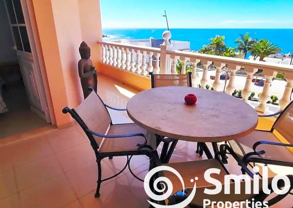 Wonderful Apartment with Sea Views in Playa de la Arena