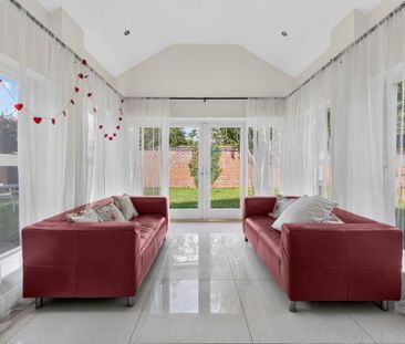 23 Fortwilliam Drive, Belfast, BT15 4EF - Photo 3