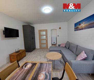 Pronájem bytu 2+1 37 m² - Photo 1