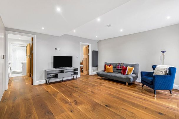 1 bedroom flat to rent - Photo 1