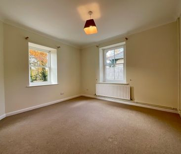 2 bedroom Detached Bungalow to let - Photo 1