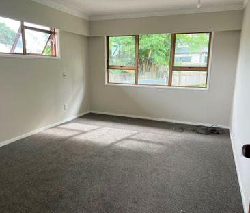 4 Bedroom - Buckland Road, Mangere East - Photo 3