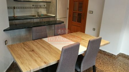 Apartamento de alquiler en Hospital - Photo 4