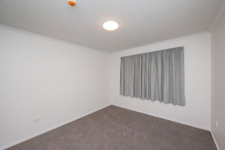 Boarding House - Private room + Ensuite! - Photo 2