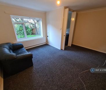 Studio to rent - Photo 5