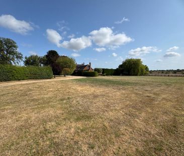 3 bedroom detached house to rent - Photo 6