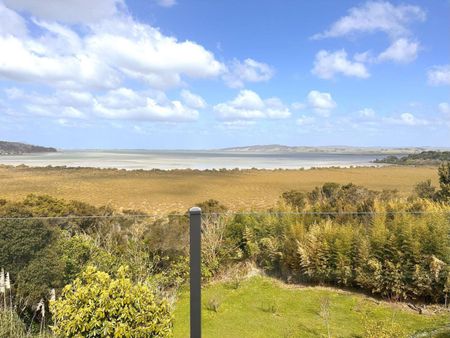 Harbour views at Harbour View - Photo 3