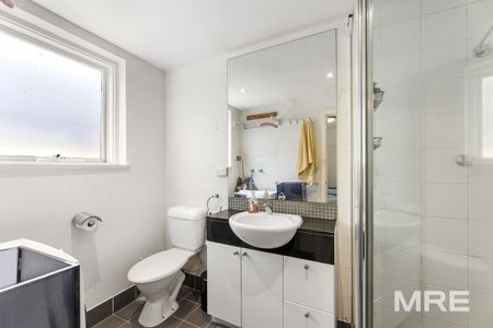 3/2 Yorston Court, Elsternwick - Photo 5