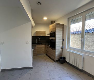 Location appartement 3 pièces, 57.00m², Puy-l'Évêque - Photo 2