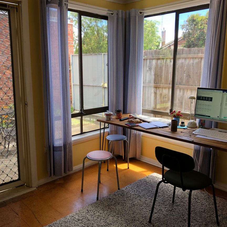 Coburg North - Photo 1