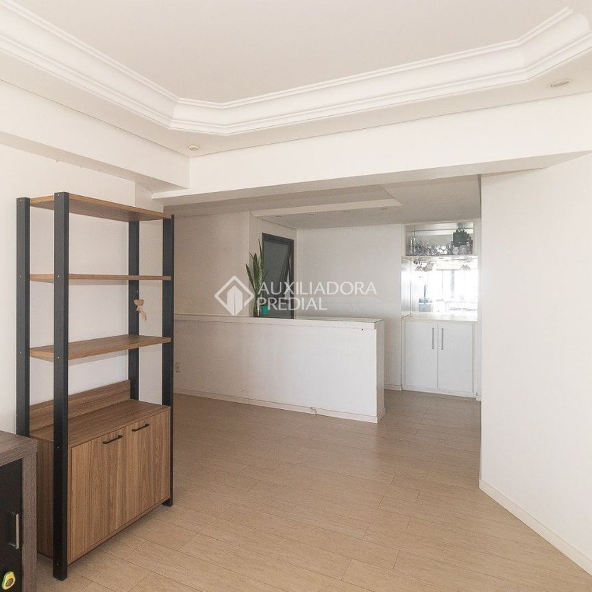 Apartamento com 3 quartos e 90m² para alugar em Praia de Belas, Porto Alegre. - Photo 1