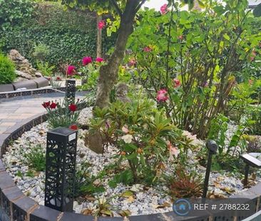 2 bedroom flat to rent - Photo 6