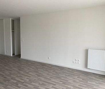 Location Appartement 3 pièces 65m² - Photo 5