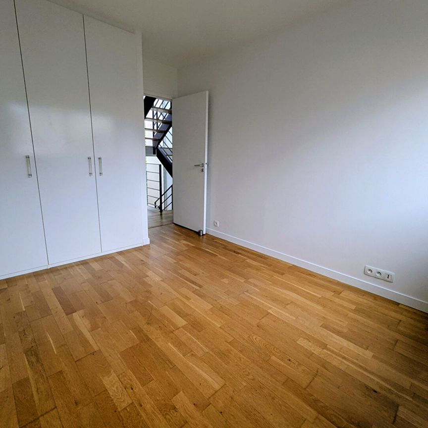 Location Maison 7 pièces 200m² - Photo 1