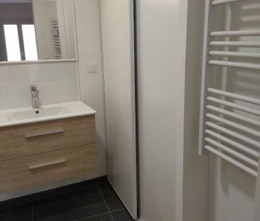 Location Appartement 2 pièces 51m² NARBONNE 11100 - Photo 4