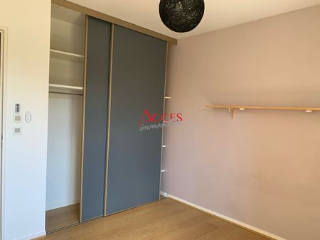 Location Appartement 3 pièces 69m² - Photo 4