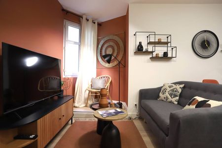 VICTOR HUGO SA - Photo 3