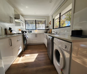 Furnished Two Bedroom Granny Flat - Photo 3