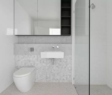 Three level townhouse, direct street access from Alice Lane - Photo 5