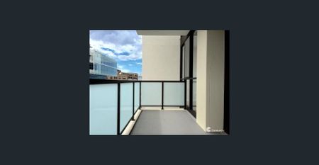 MODERN AND CONTEMPORARY 1 BEDROOM APARTMENT IN HURSTVILLE CBD - Photo 4
