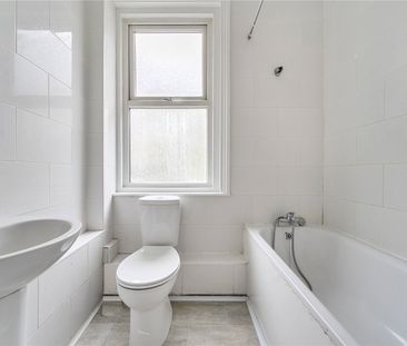 Bury Road, N22, London - Photo 4