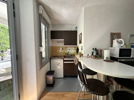 Location Appartement 1 pièce 23m² - Photo 5