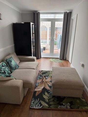 62 Stebondale Street, London., London, E14 - Photo 3