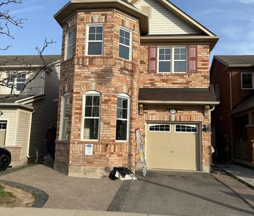 For Lease - 472 Carbert Crescent, Milton, Ontario - Photo 1
