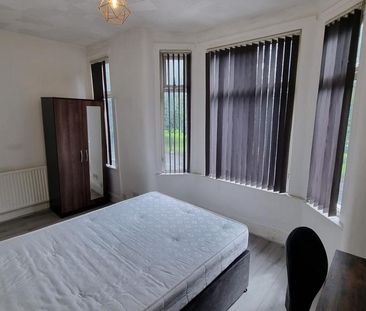 5 bedroom terraced house to rent - Photo 6