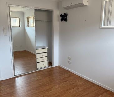 Deception Bay - Photo 1