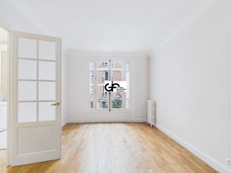 Location Appartement 2 pièces 48m² PARIS 16ème - Photo 5