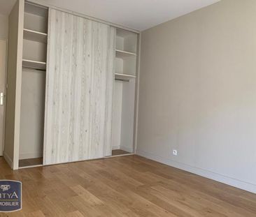 Location Appartement 4 pièces 111m² MACON 71000 - Photo 5